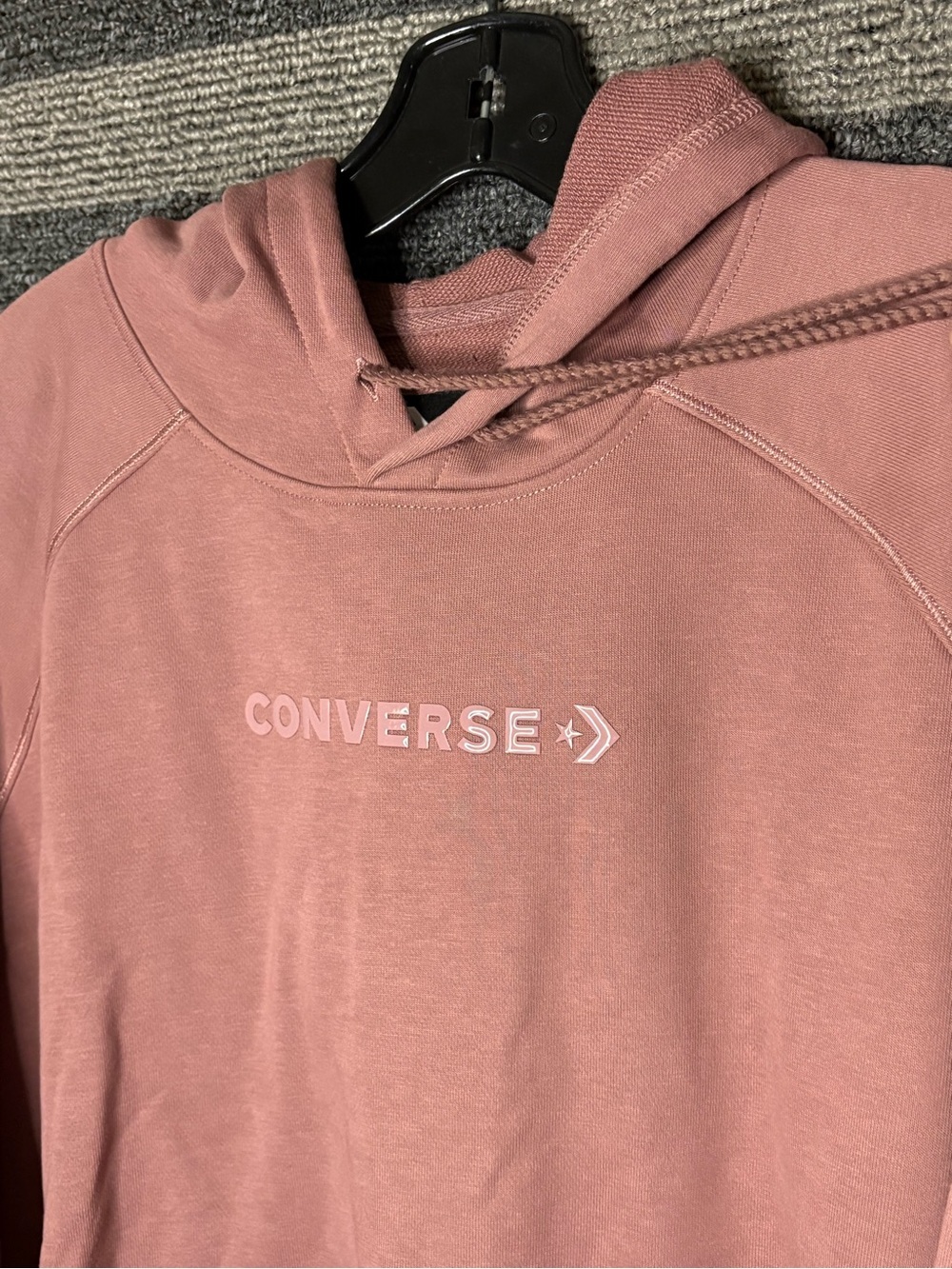 NWT Converse Women’s Dusty Pink Twisted Knit Hoodie Sweatshirt Oversized Small - Picture 4 of 9